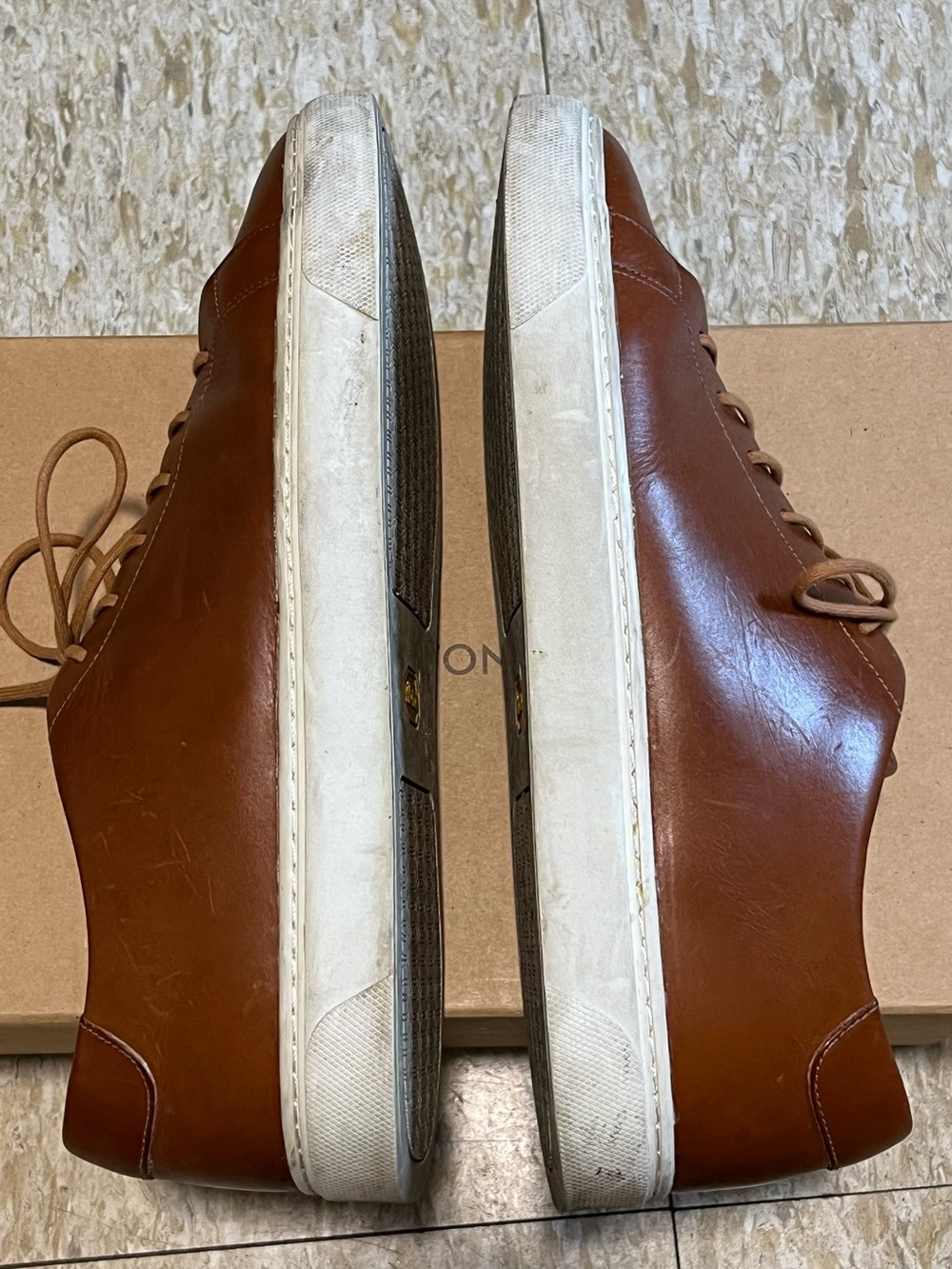 Granstone saddle Tan Minerva Leather Low-Top Sneakers - Picture 8 of 12